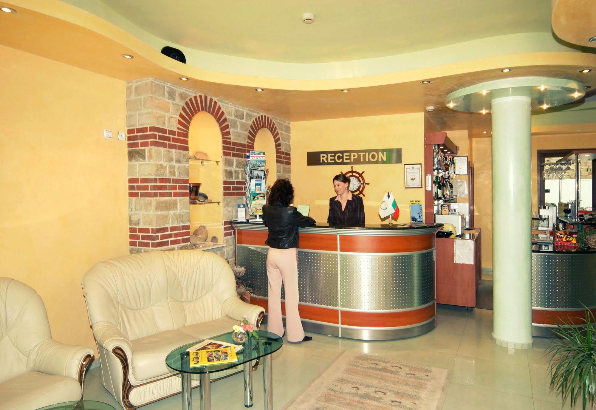 Dionis Hotel Varna ภายนอก รูปภาพ